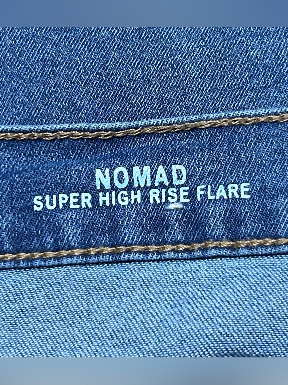 Nicole Miller New York Super High Rise Flare Jeans Size 14 Medium Wash NWT - Picture 7 of 8